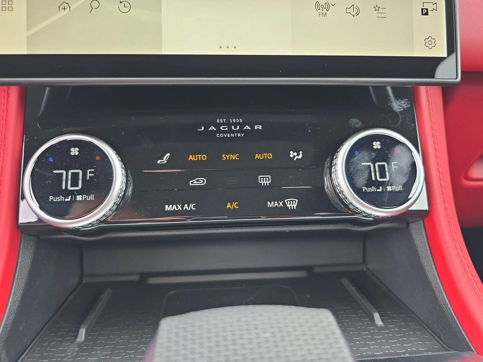 2026 Jaguar F-Pace SVR - Photo 22