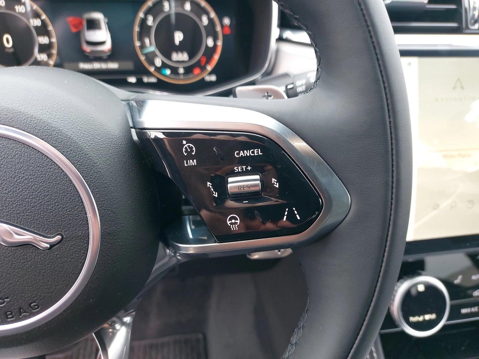 2026 Jaguar F-Pace R-Dynamic S - Photo 16