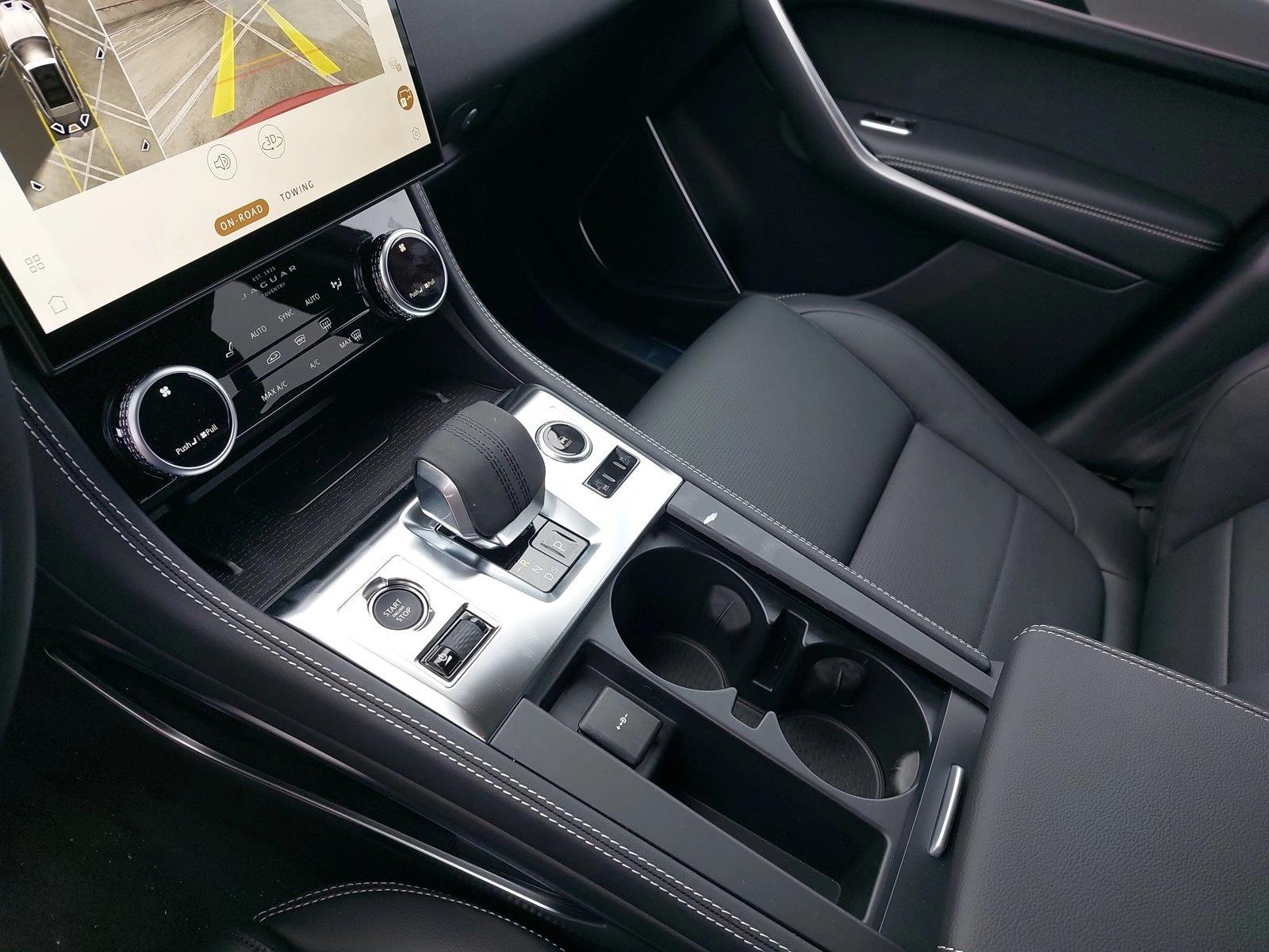 2026 Jaguar F-Pace R-Dynamic S - Photo 21