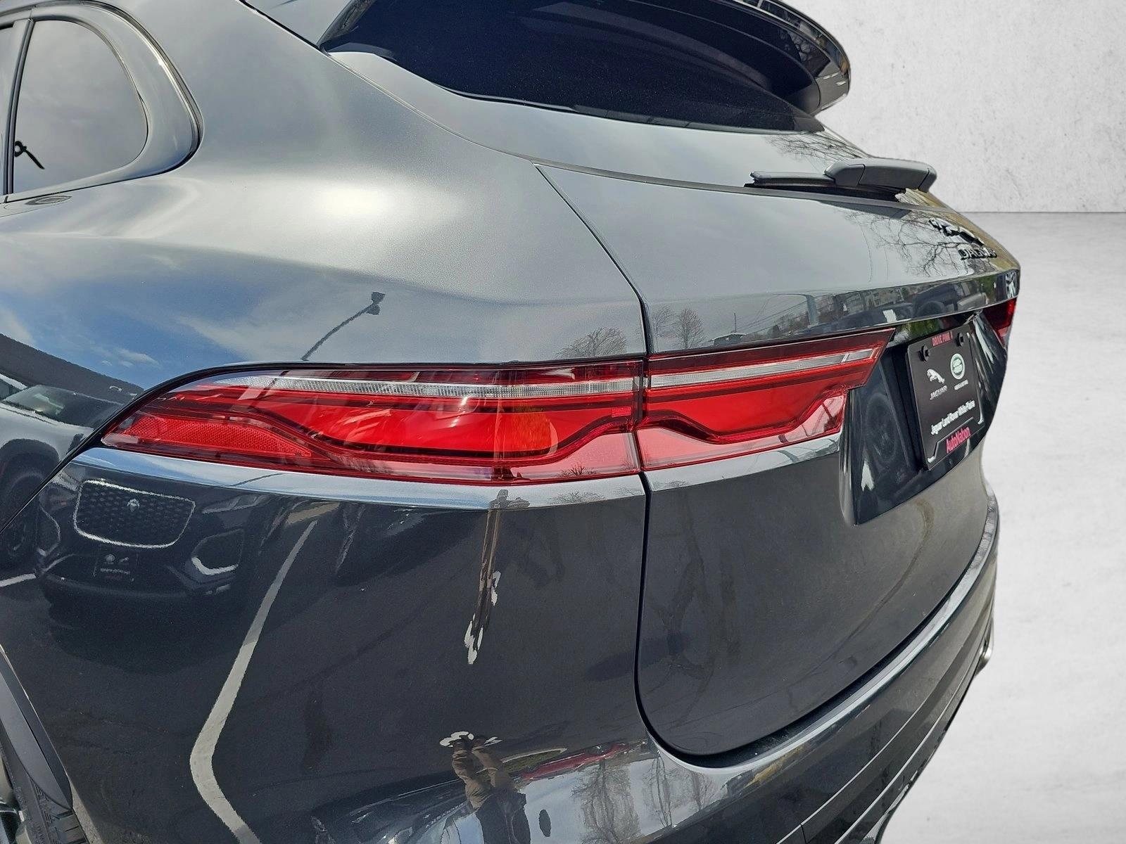 2026 Jaguar F-Pace R-Dynamic S - Photo 28