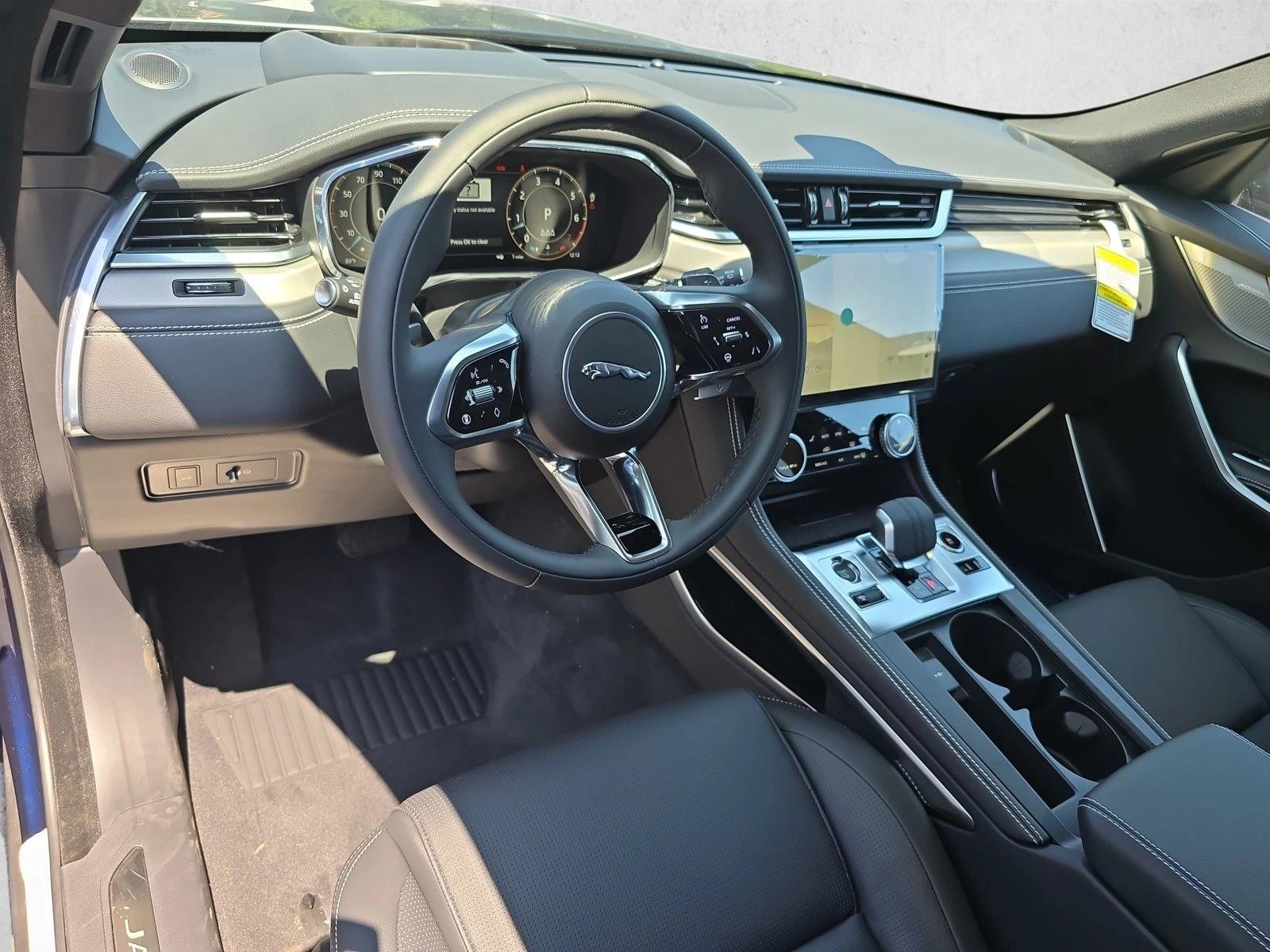 2026 Jaguar F-Pace R-Dynamic S - Photo 14