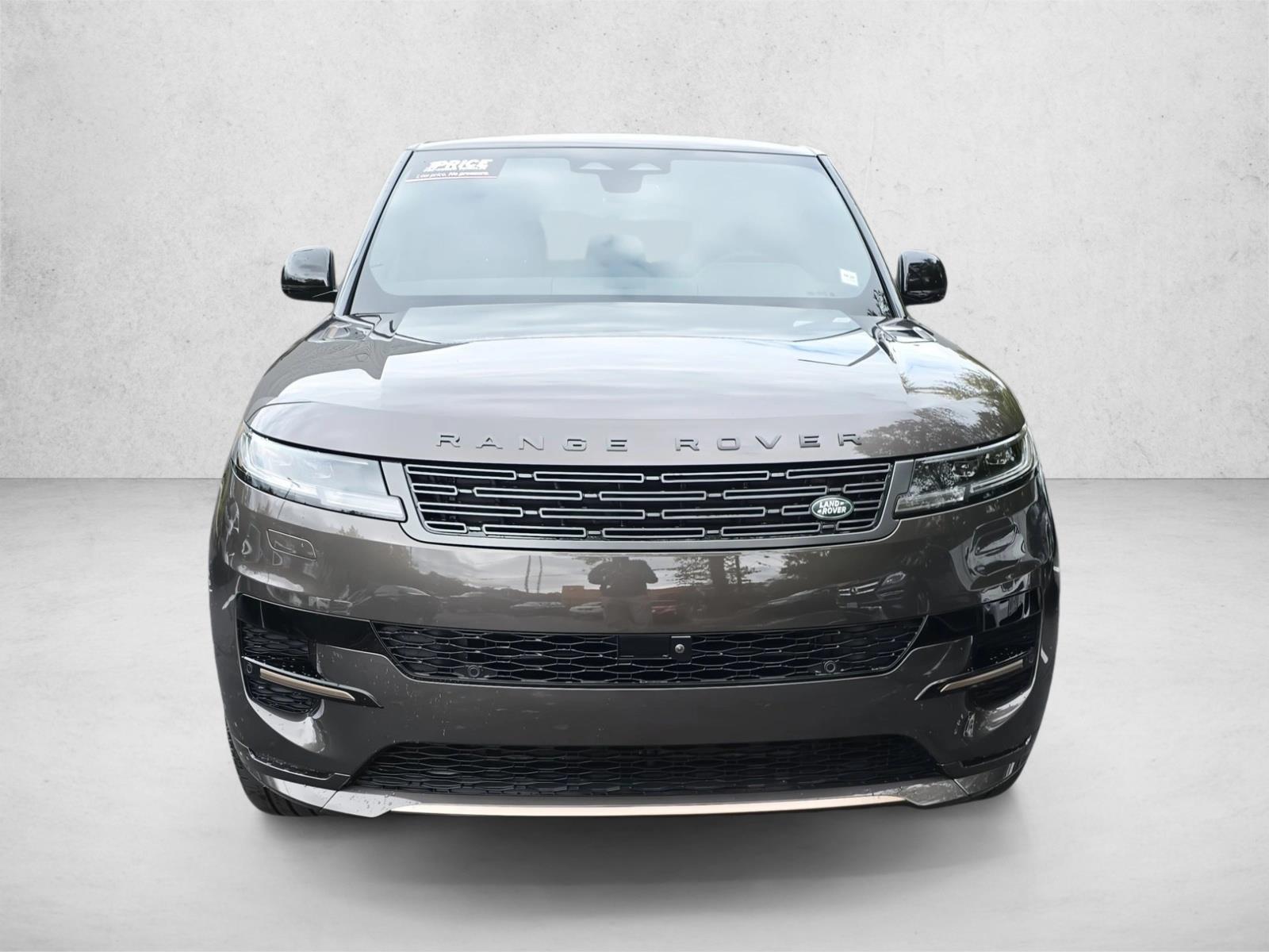 2025 Land Rover Range Rover Sport SE photo 2