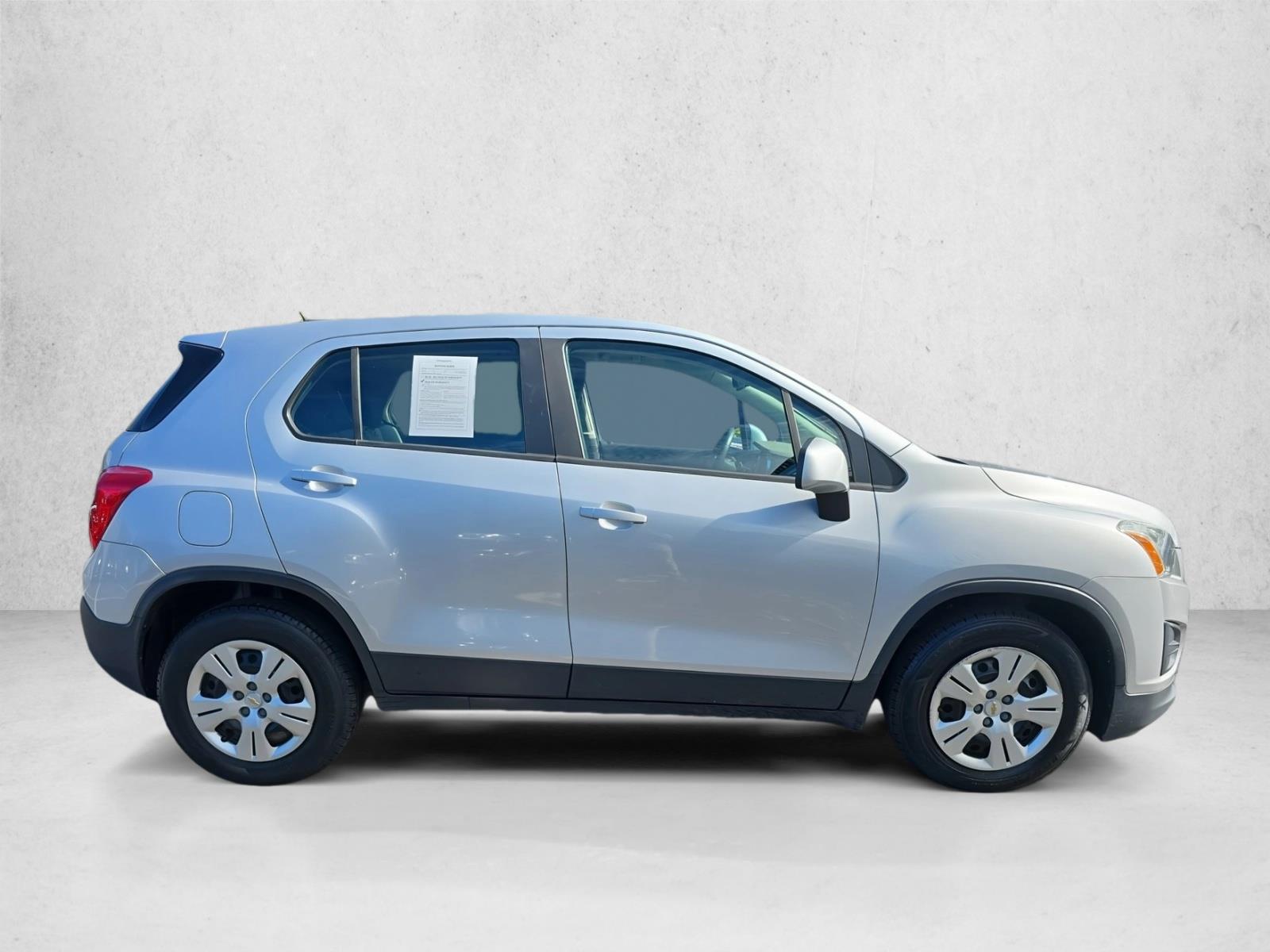 2016 Chevrolet Trax LS photo 4