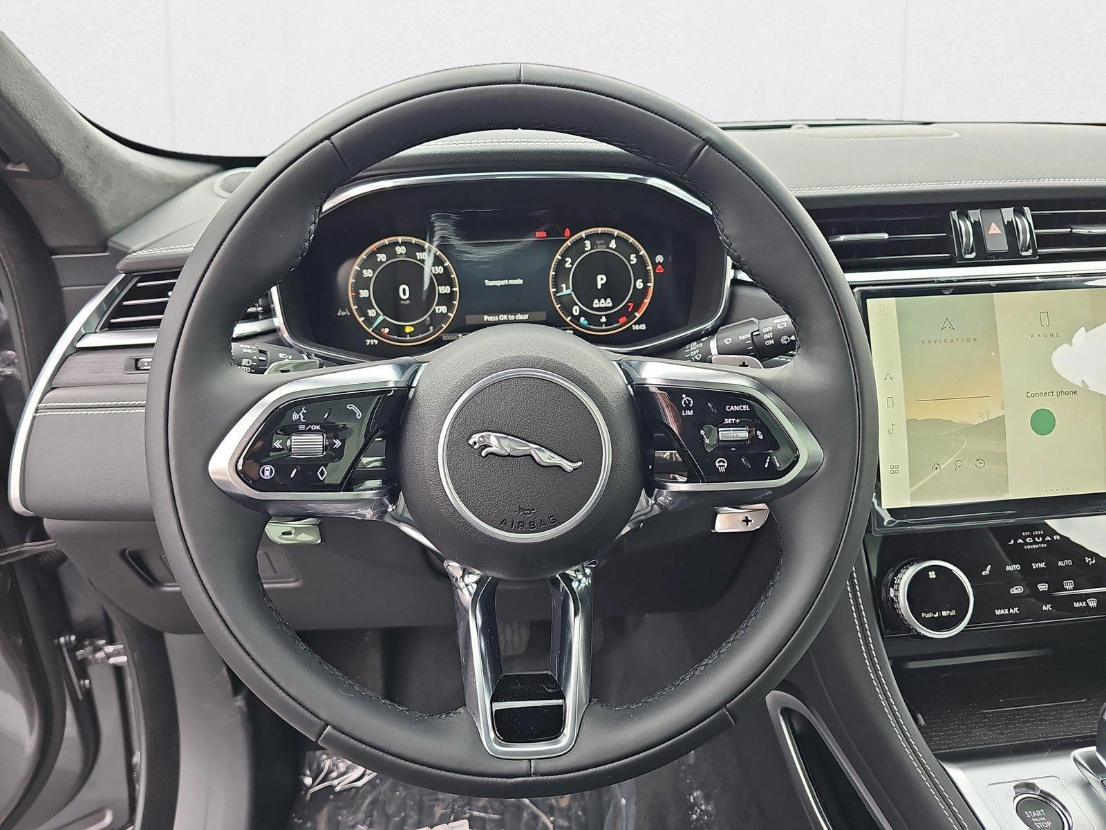 2026 Jaguar F-Pace R-Dynamic S - Photo 16