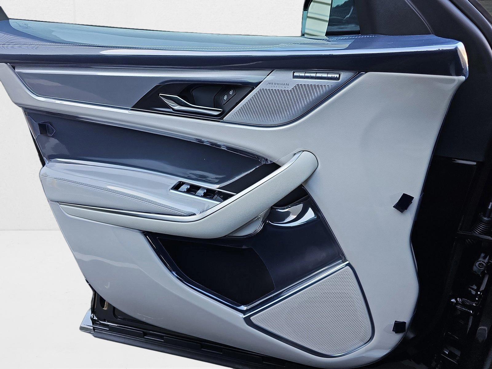 2026 Jaguar F-Pace R-Dynamic S - Photo 25