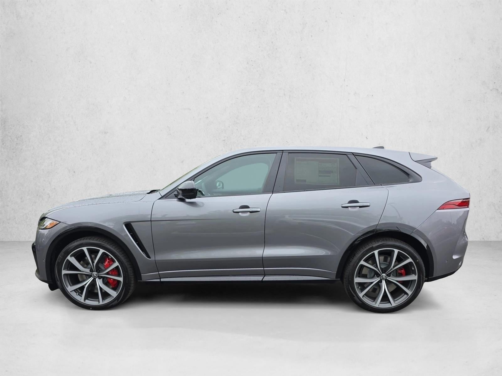 2026 Jaguar F-Pace SVR - Photo 8
