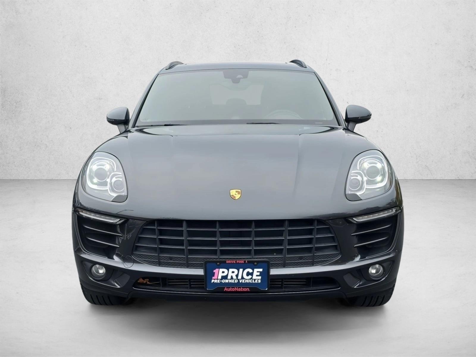 2018 Porsche Macan photo 2