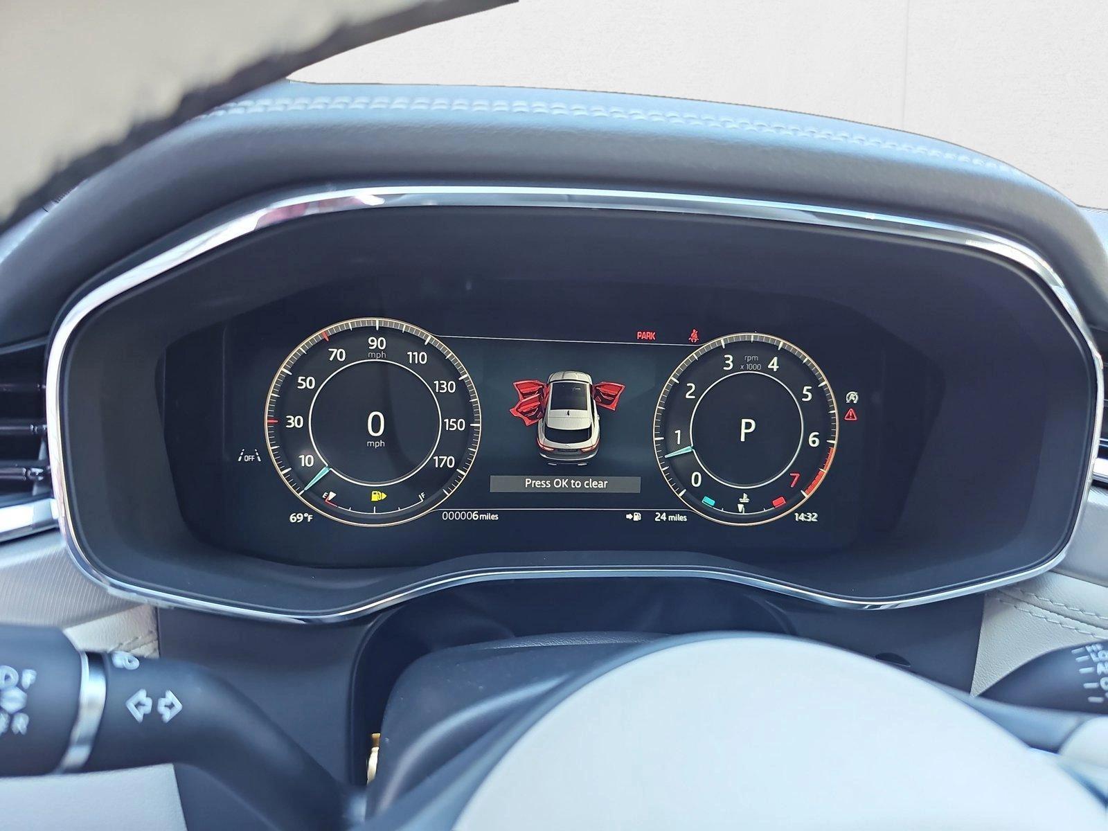 2026 Jaguar F-Pace R-Dynamic S - Photo 18