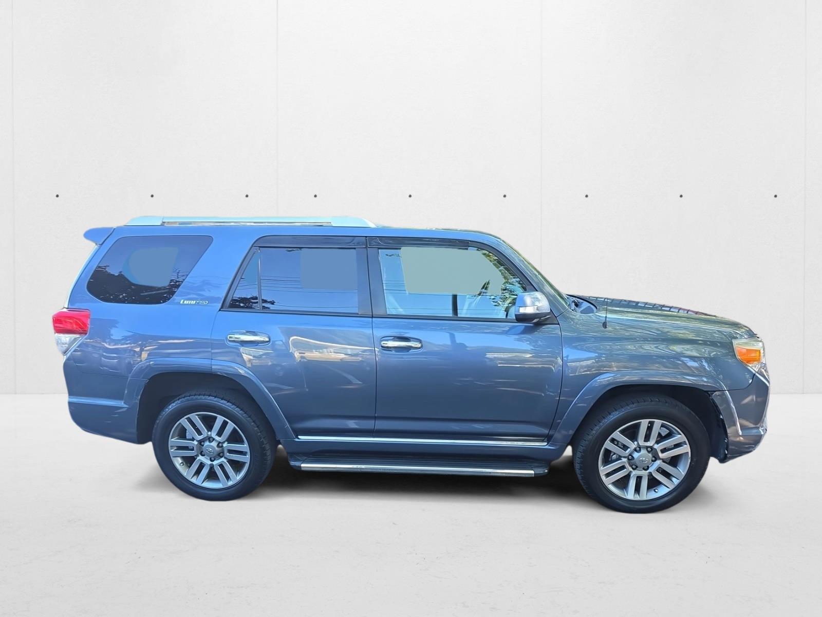 2013 Toyota 4Runner Limited photo 4