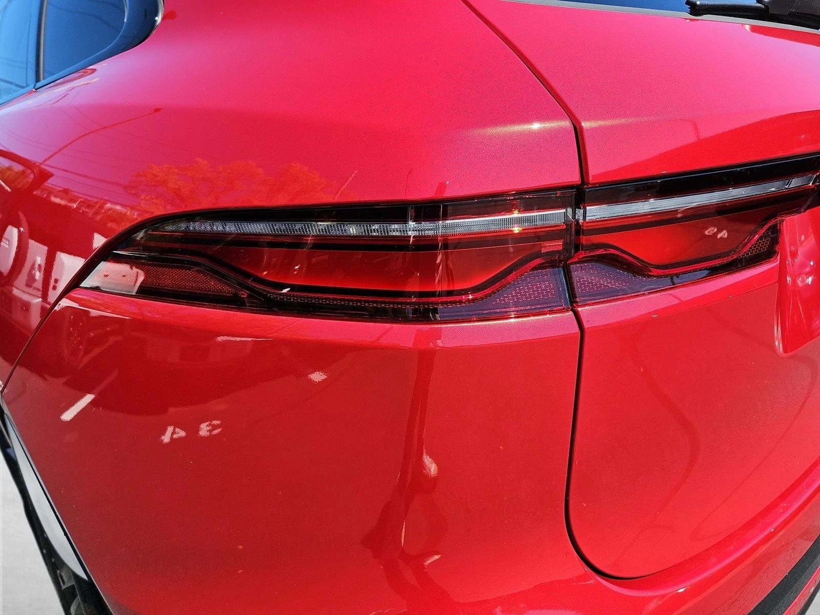 2026 Jaguar F-Pace R-Dynamic S - Photo 29