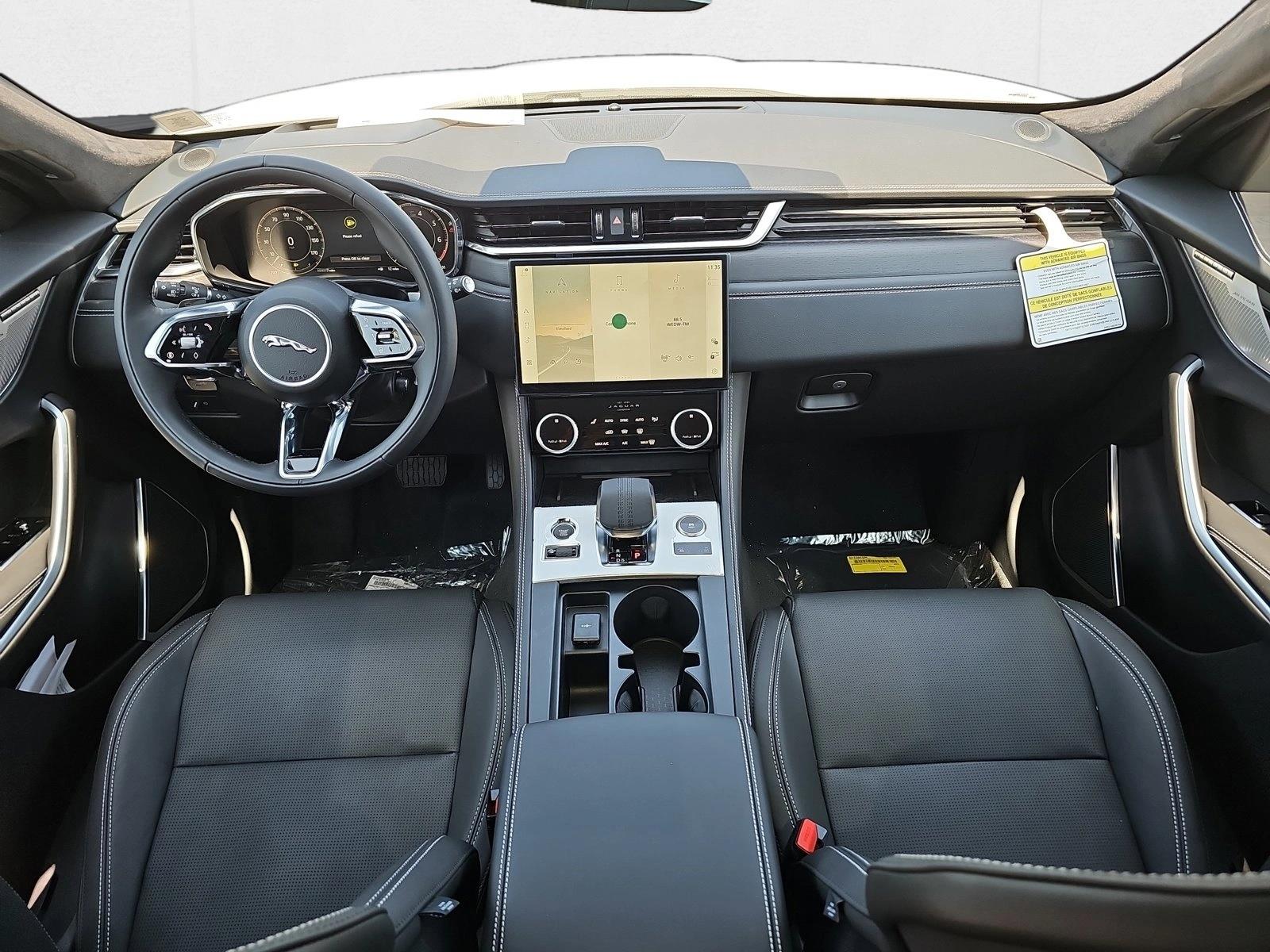 2026 Jaguar F-Pace R-Dynamic S - Photo 6