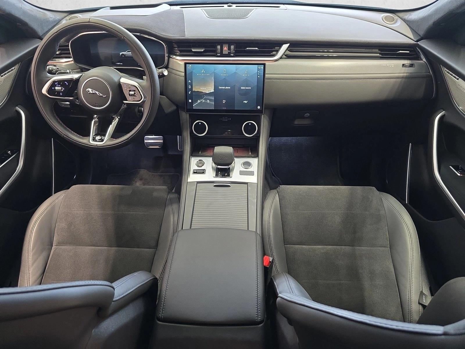 2026 Jaguar F-Pace SVR - Photo 9