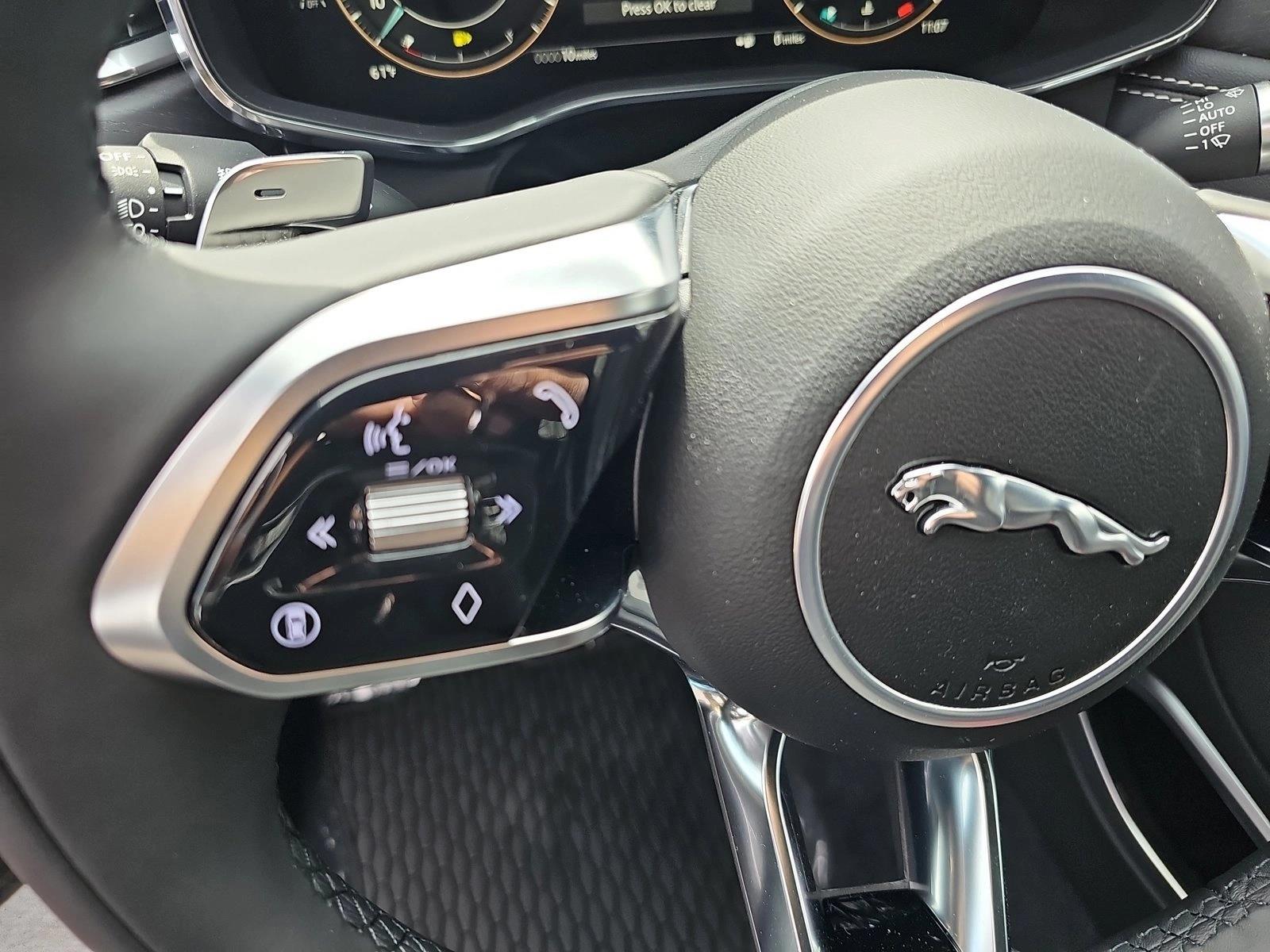 2026 Jaguar F-Pace R-Dynamic S - Photo 14