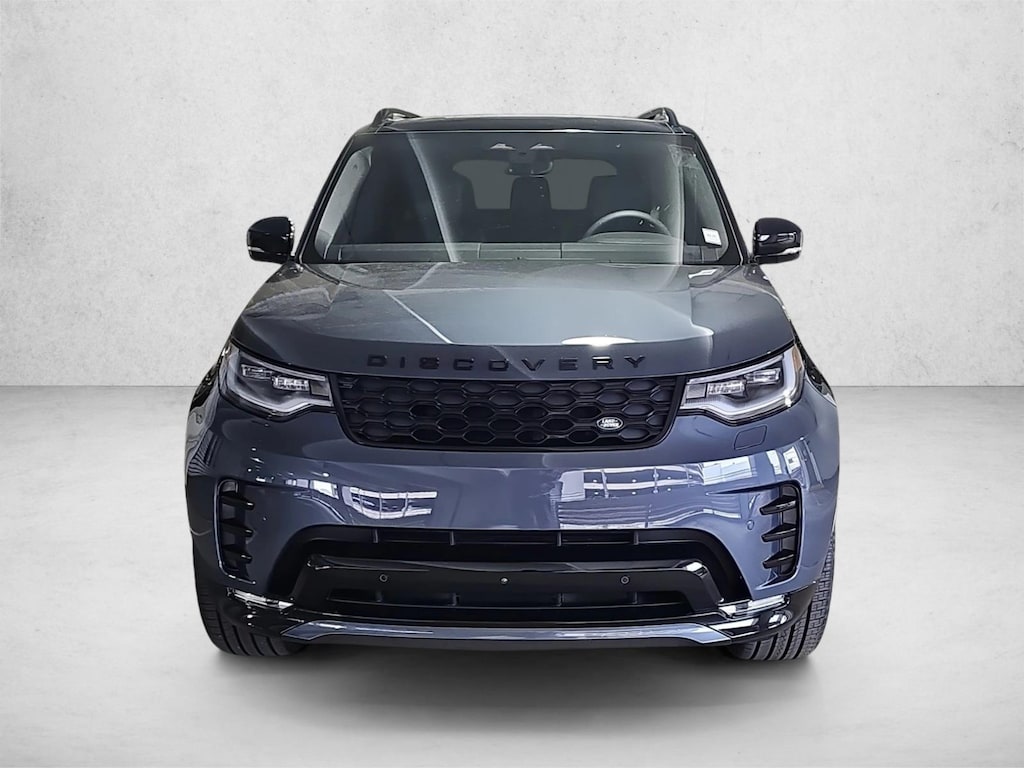 Used 2025 Land Rover Discovery Dynamic SE Sport Utility
