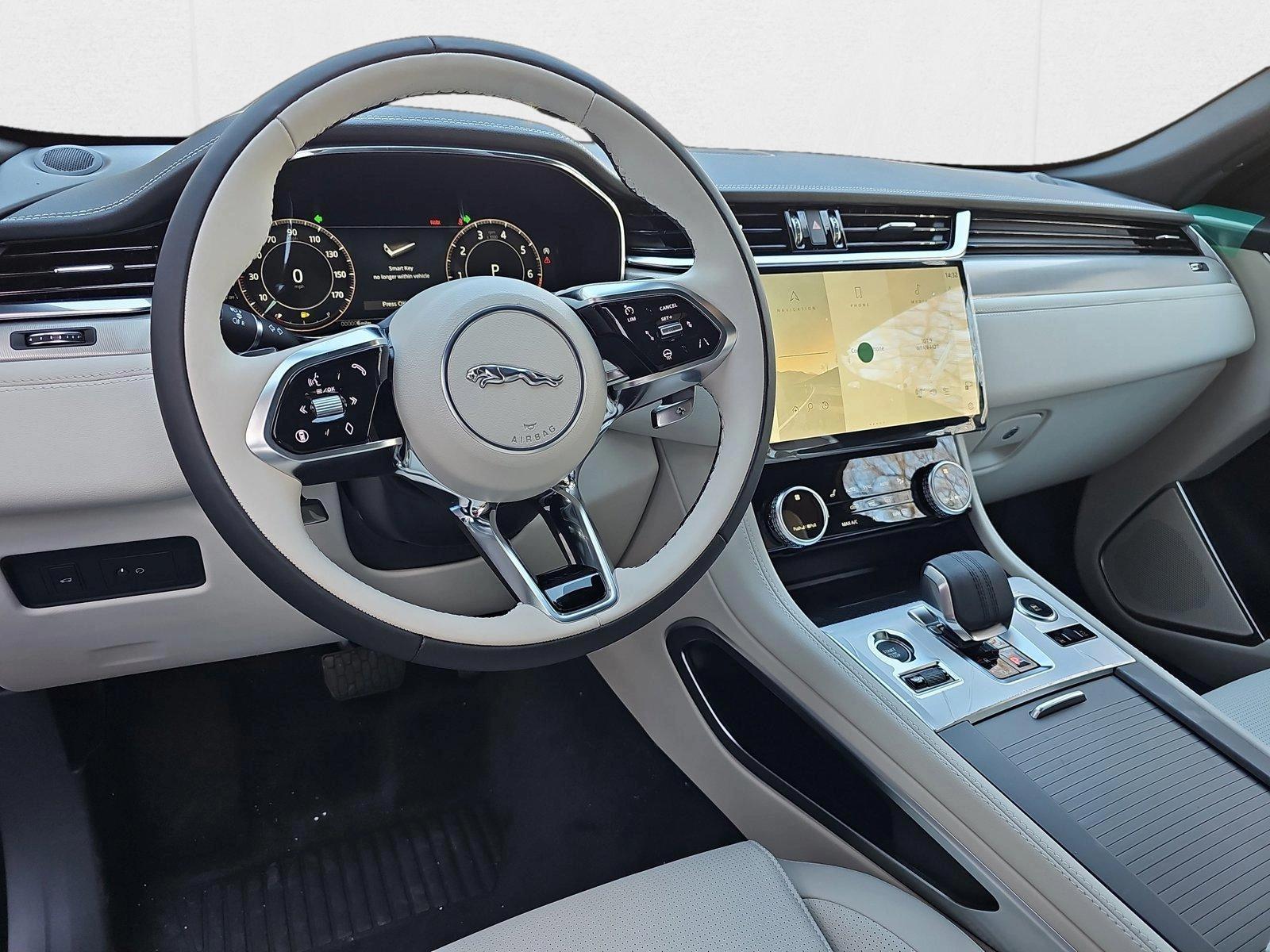 2026 Jaguar F-Pace R-Dynamic S - Photo 14