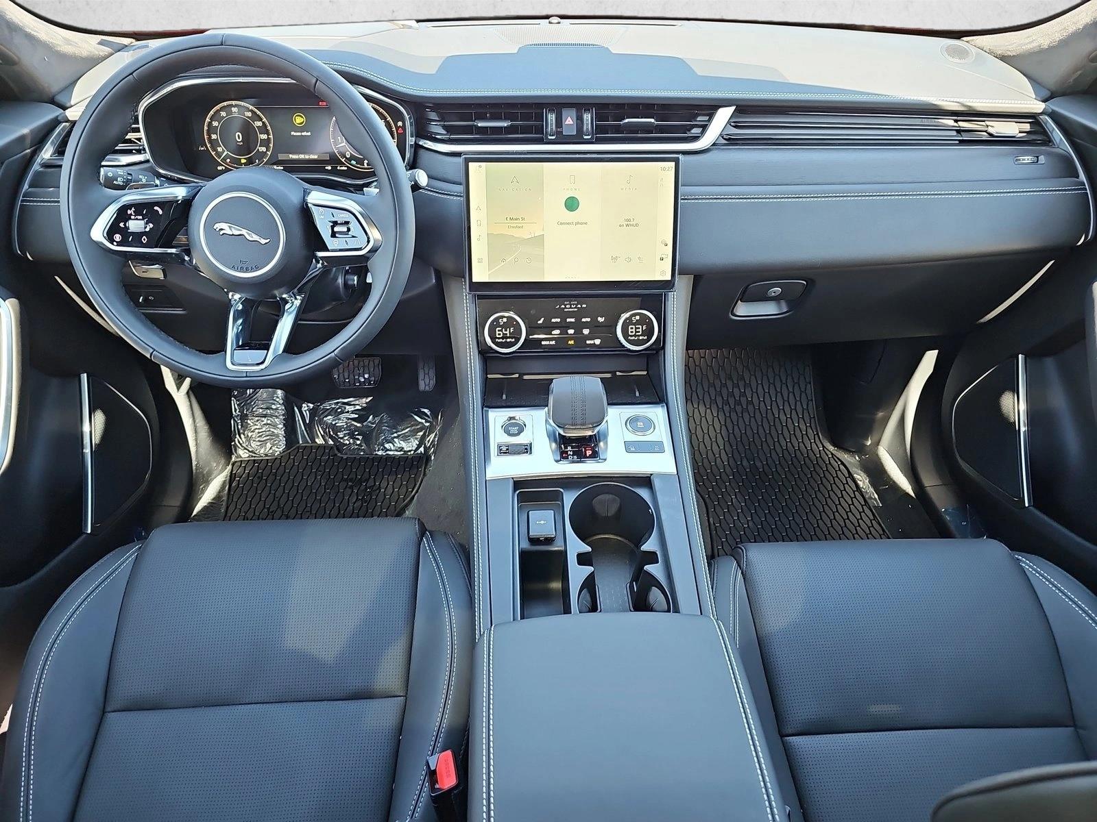 2026 Jaguar F-Pace R-Dynamic S - Photo 3