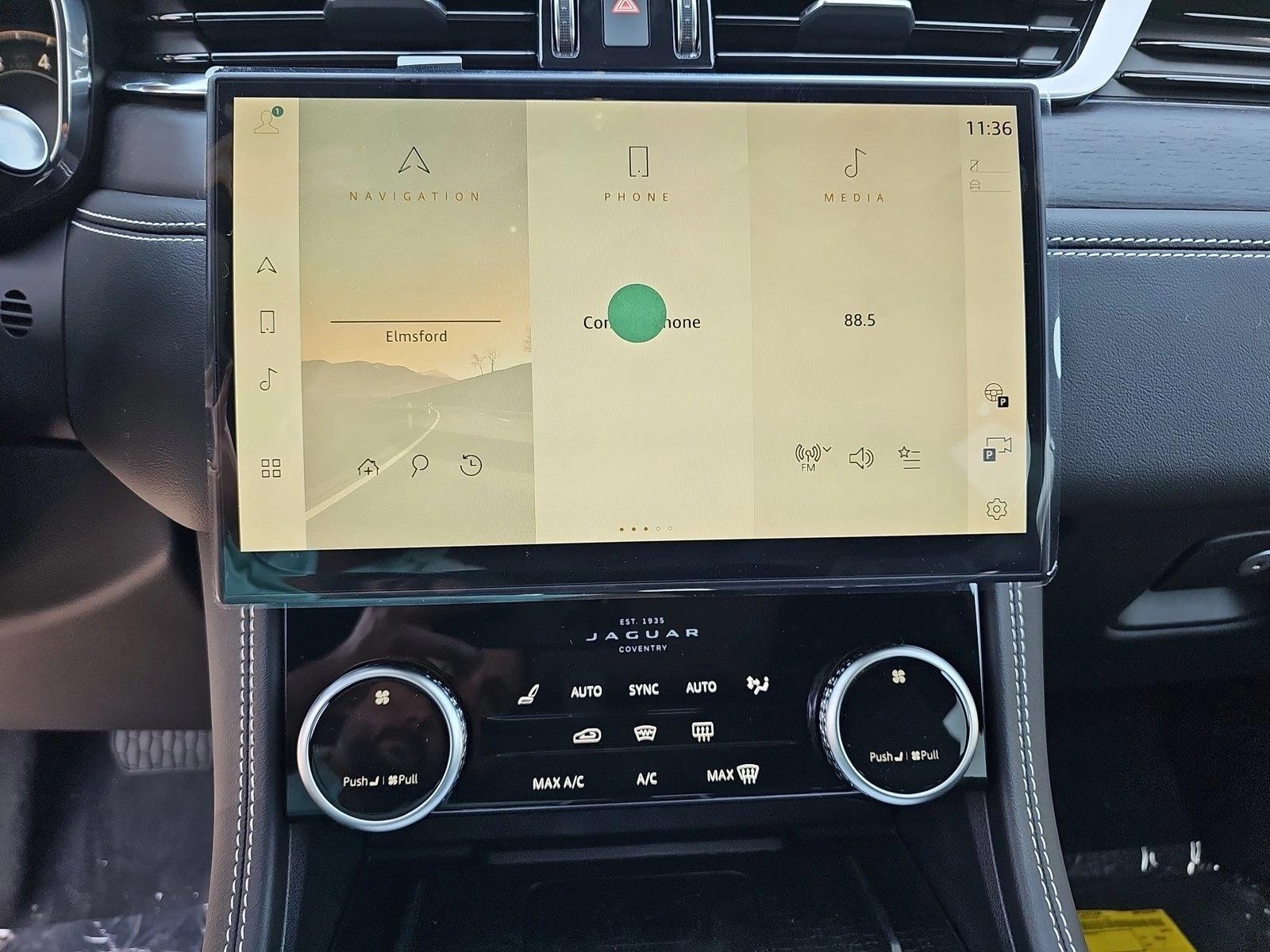 2026 Jaguar F-Pace R-Dynamic S - Photo 18
