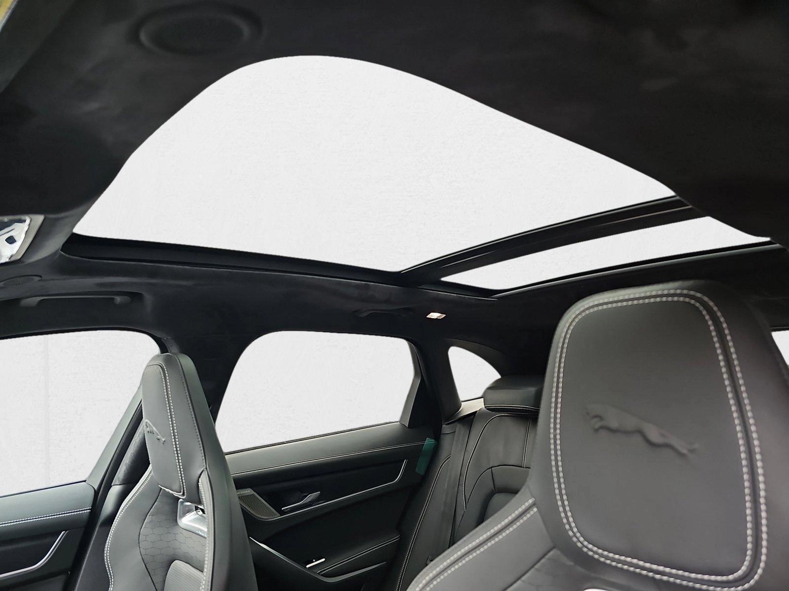 2026 Jaguar F-Pace R-Dynamic S - Photo 28