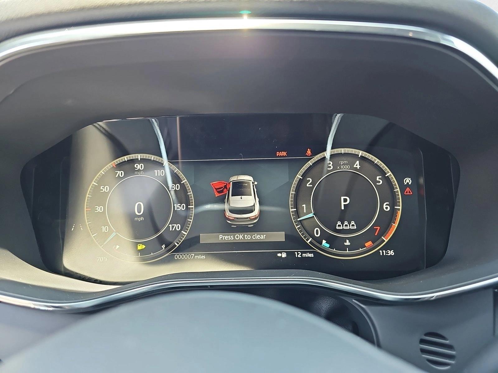 2026 Jaguar F-Pace R-Dynamic S - Photo 17