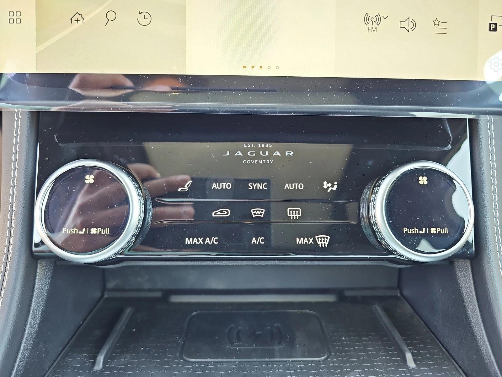 2026 Jaguar F-Pace R-Dynamic S - Photo 19
