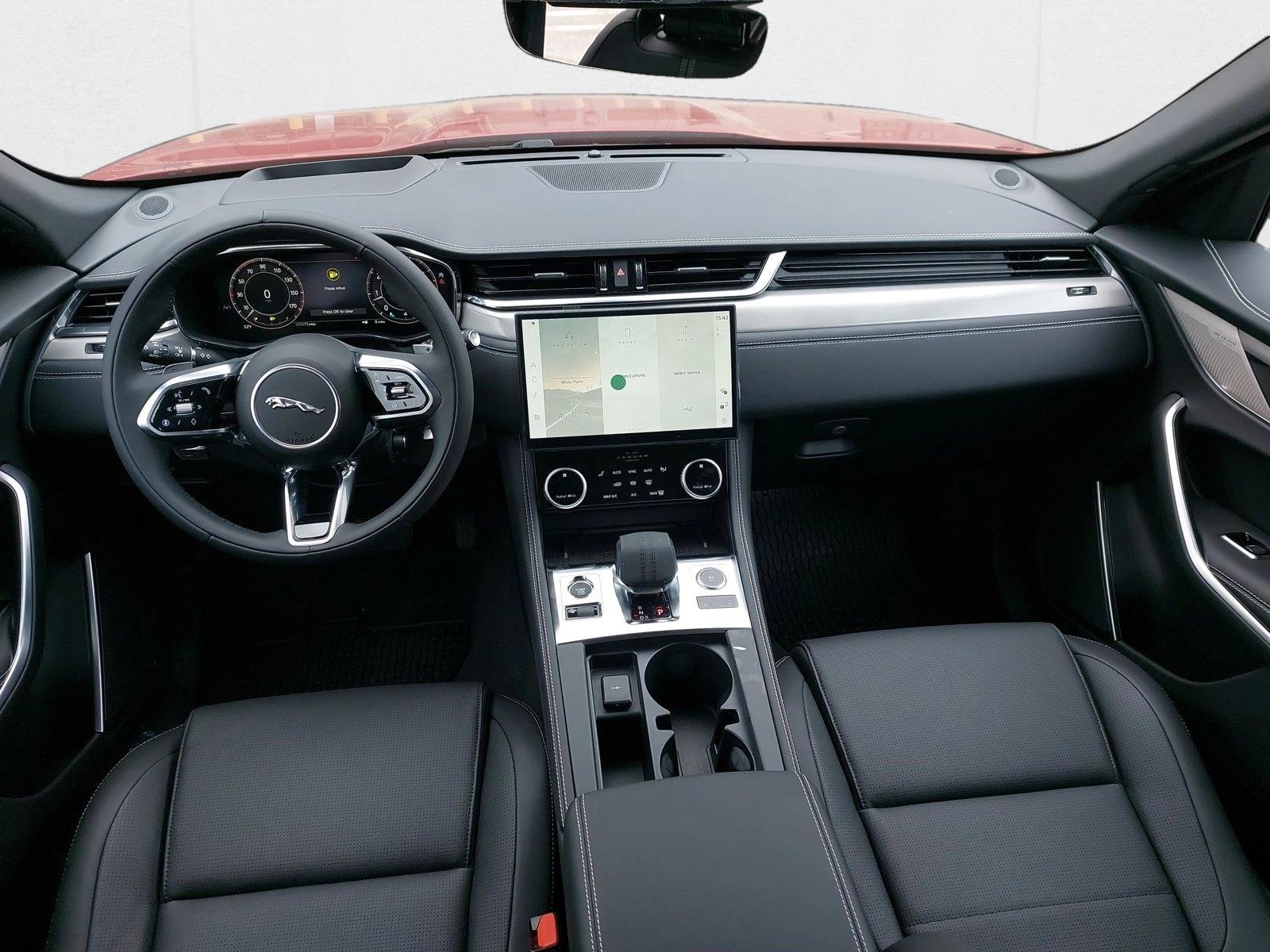 2026 Jaguar F-Pace R-Dynamic S - Photo 6
