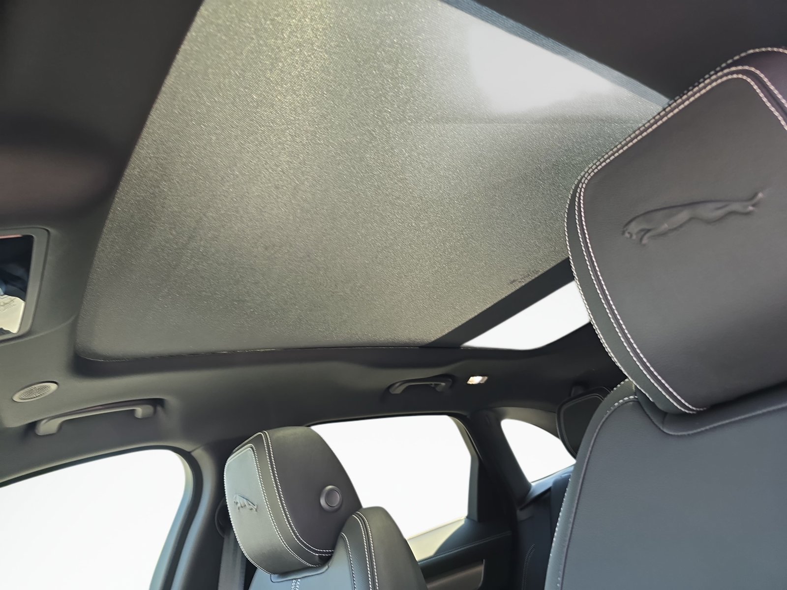 2026 Jaguar F-Pace R-Dynamic S - Photo 28