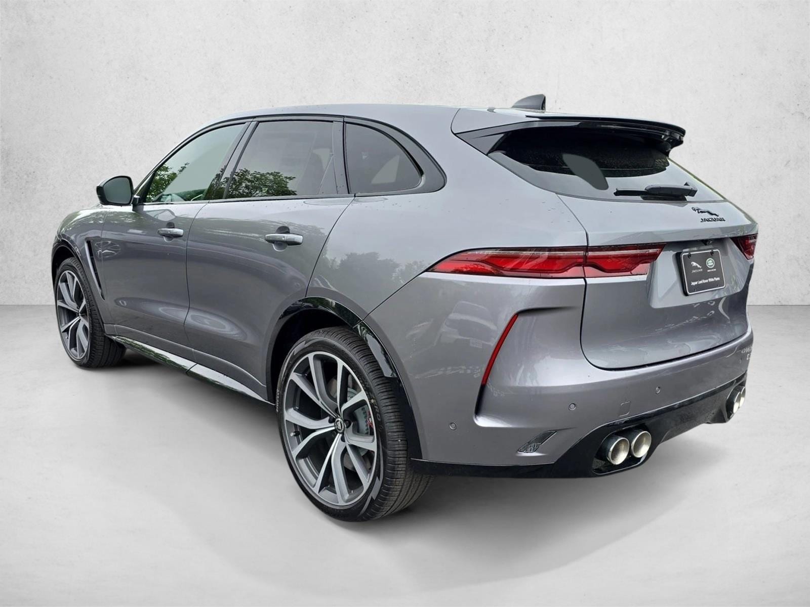 2026 Jaguar F-Pace SVR - Photo 7