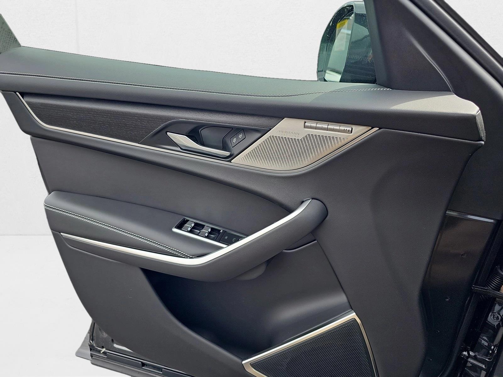 2026 Jaguar F-Pace R-Dynamic S - Photo 24
