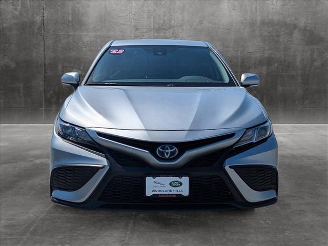 Used 2022 Toyota Camry SE with VIN 4T1G31AK0NU591454 for sale in Woodland Hills, CA