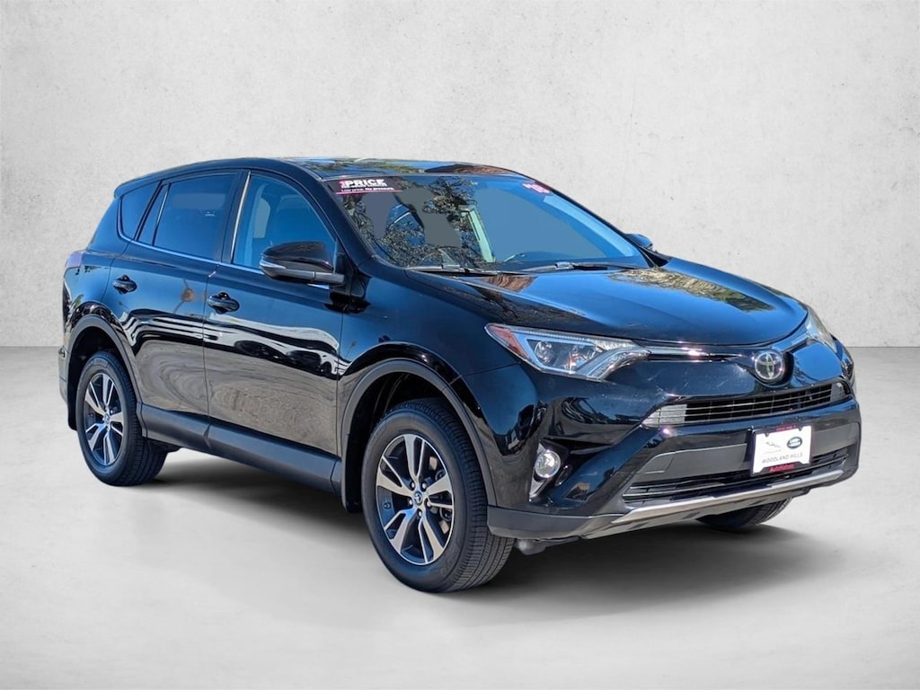 Used 2018 Toyota RAV4 XLE Sport Utility