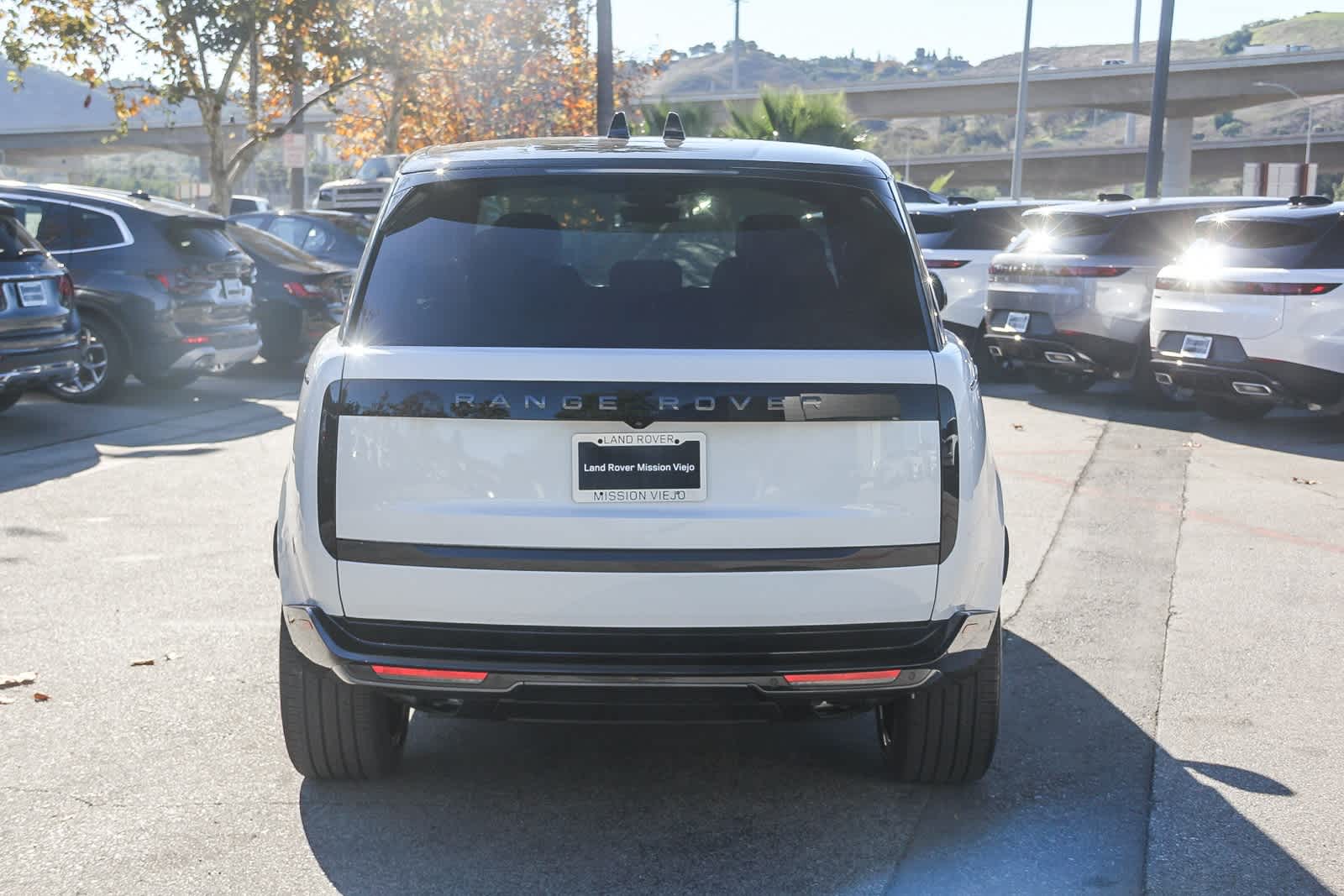 Thumbnail: 2025 Land Rover Range Rover - 7
