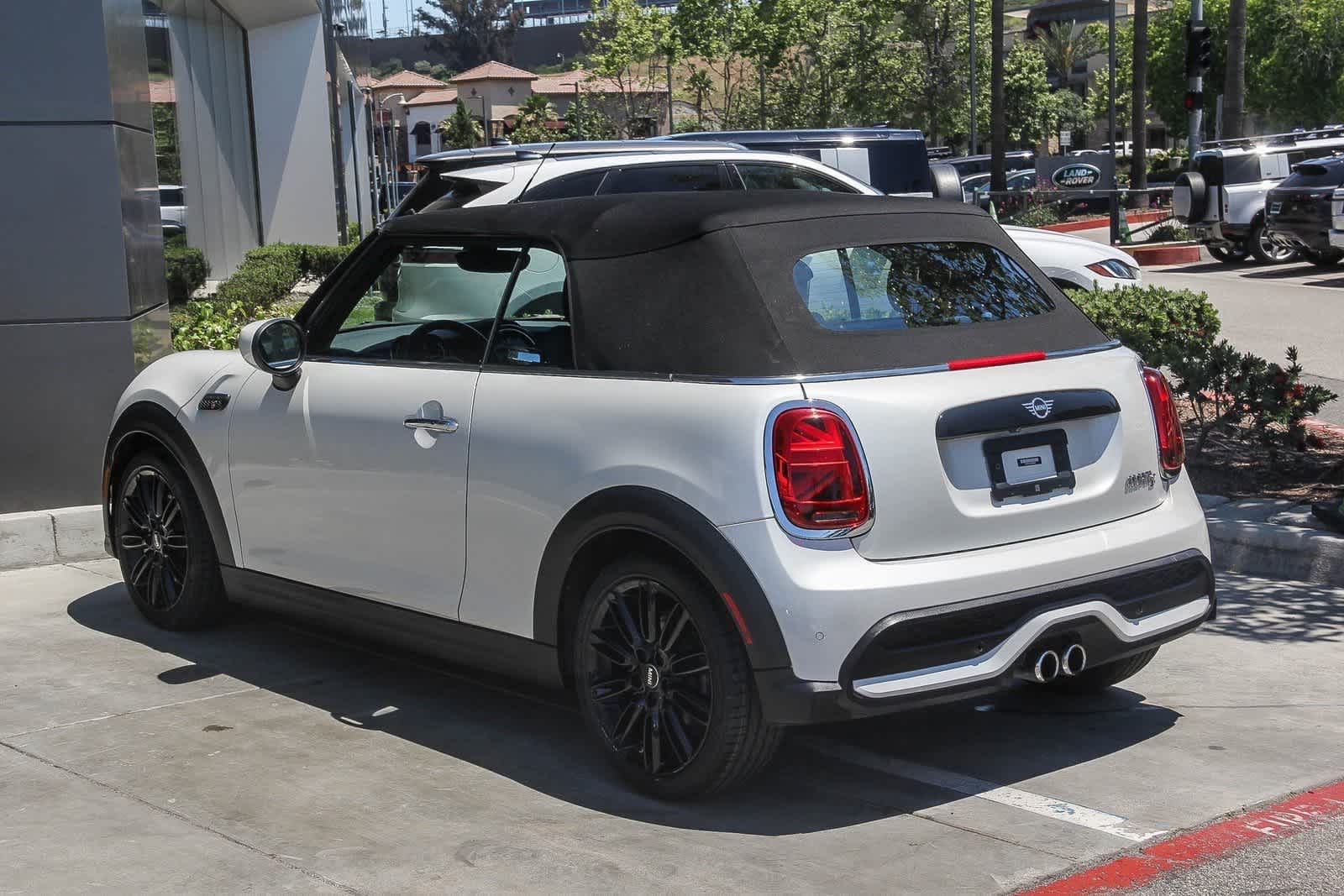 Thumbnail: 2024 MINI Cooper Convertible - 4