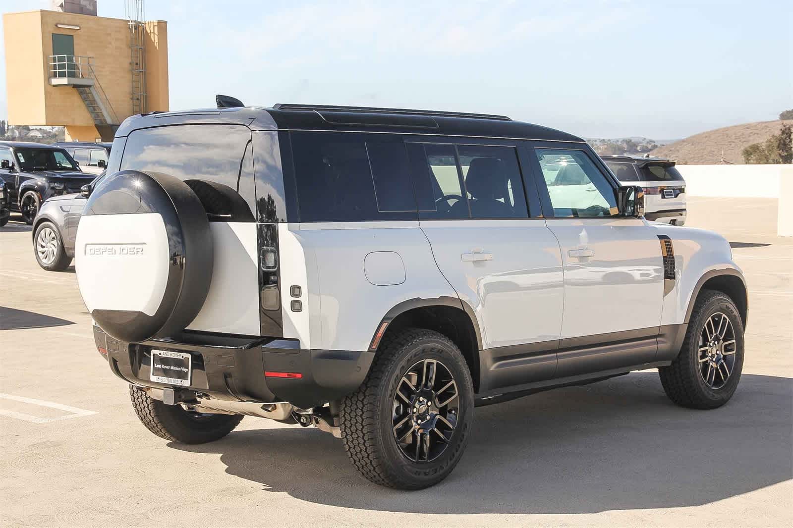 Thumbnail: 2026 Land Rover Defender - 4