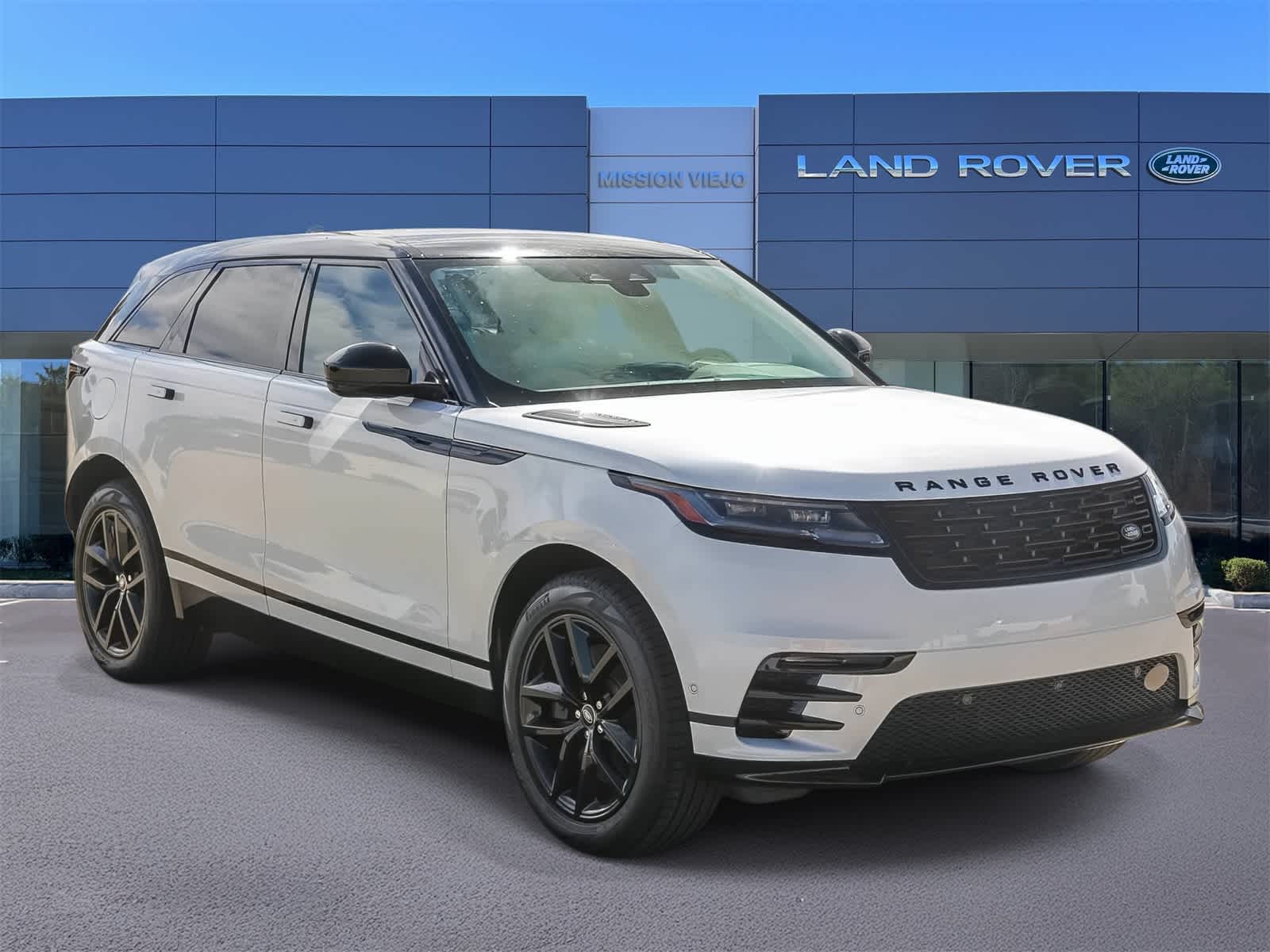 Thumbnail: 2026 Land Rover Range Rover Velar - 3