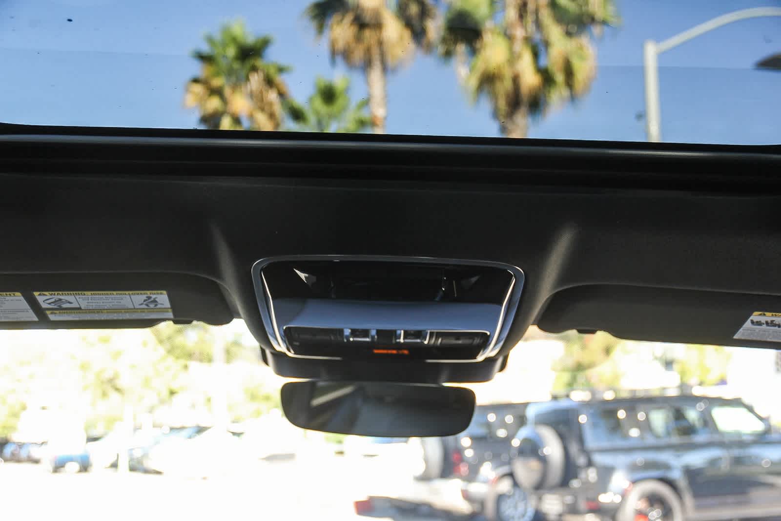 Thumbnail: 2026 Land Rover Range Rover Velar - 15