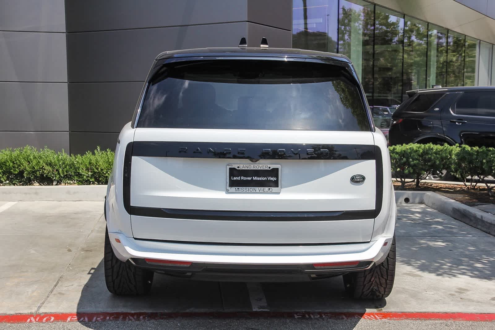 Thumbnail: 2023 Land Rover Range Rover - 5