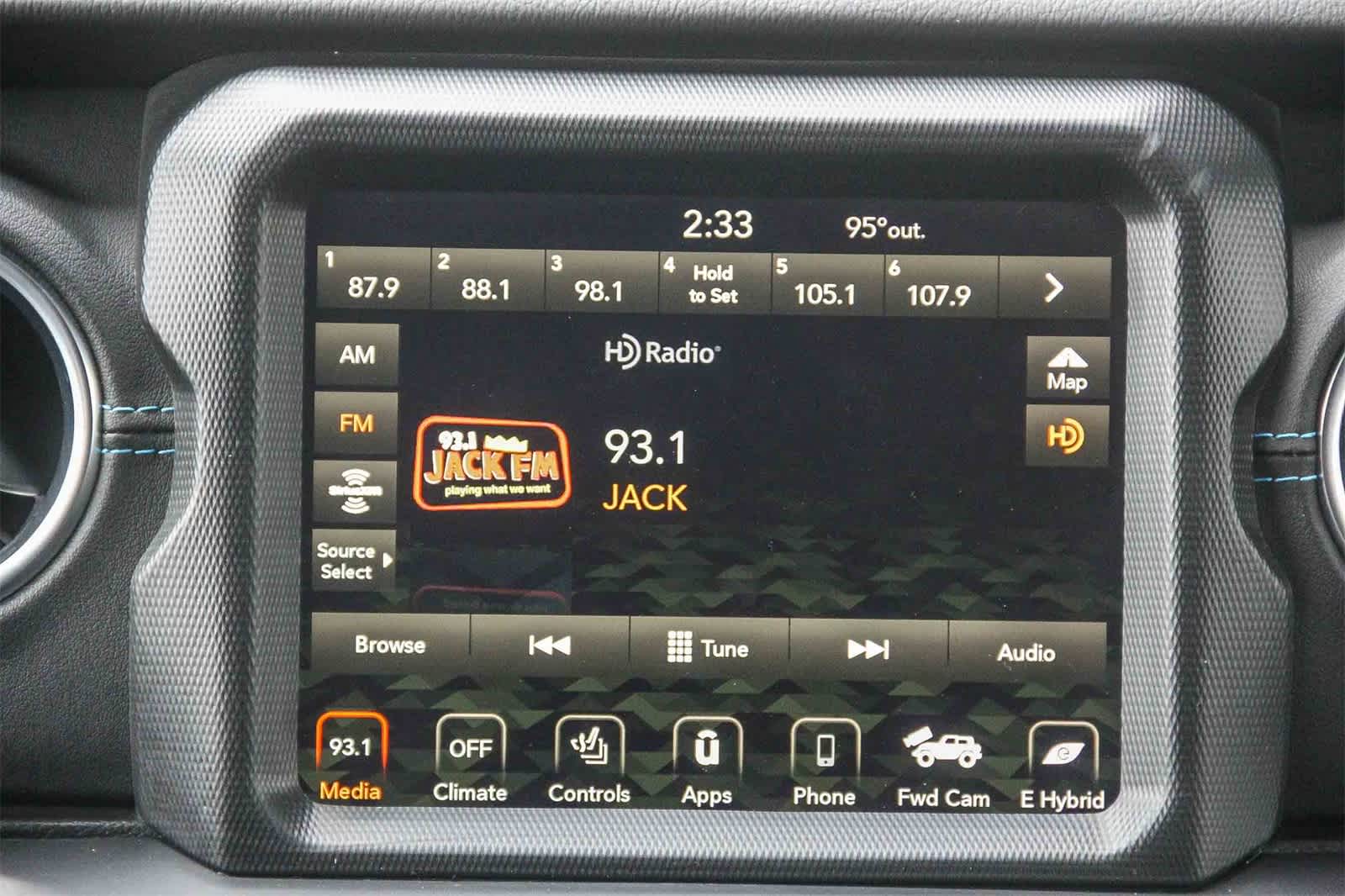 Thumbnail: 2022 Jeep Wrangler - 12