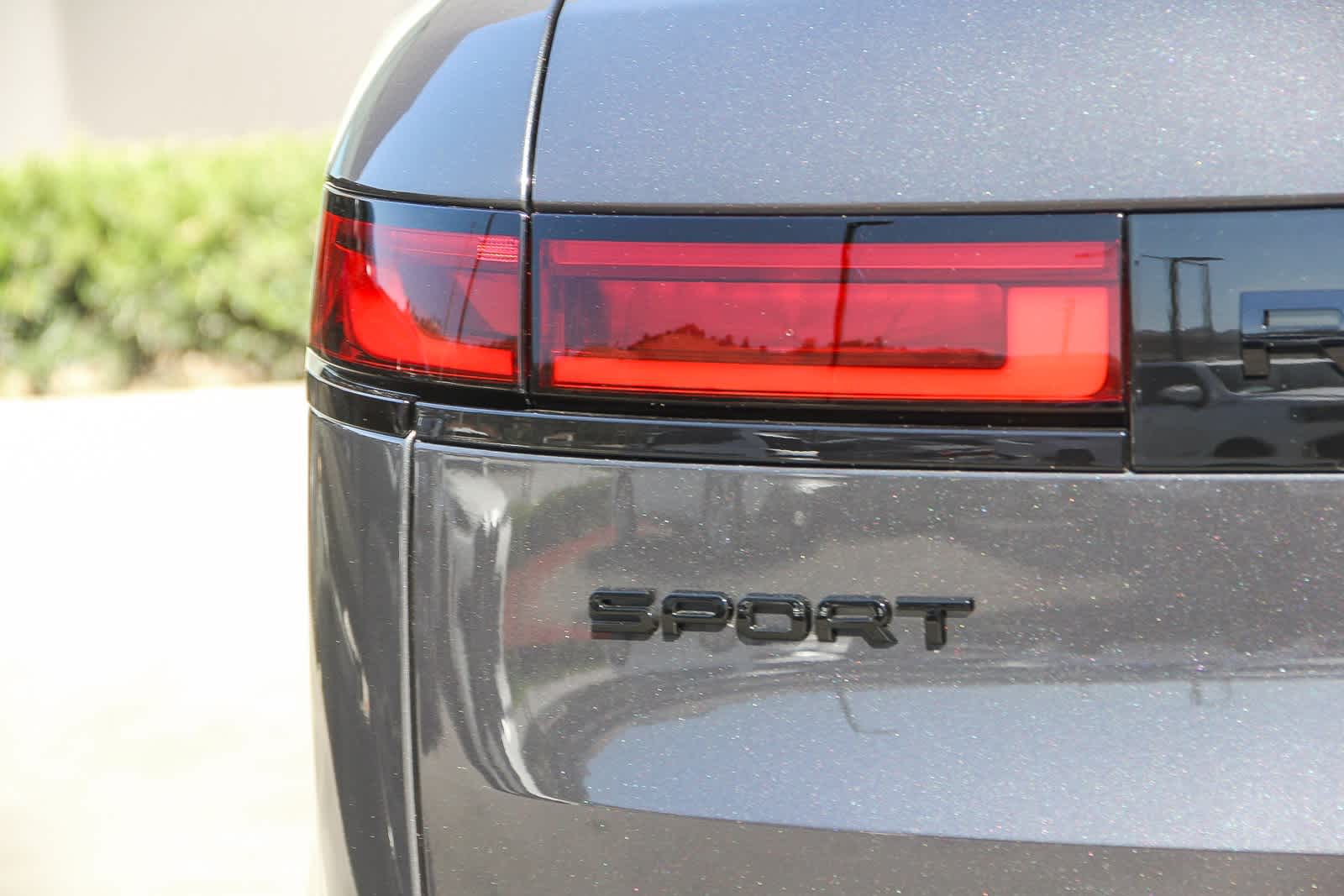 Thumbnail: 2025 Land Rover Range Rover Sport - 7