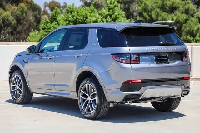 Thumbnail: 2024 Land Rover Discovery Sport - 8