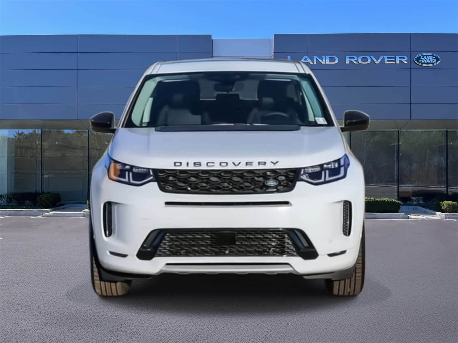 Thumbnail: 2024 Land Rover Discovery Sport - 2