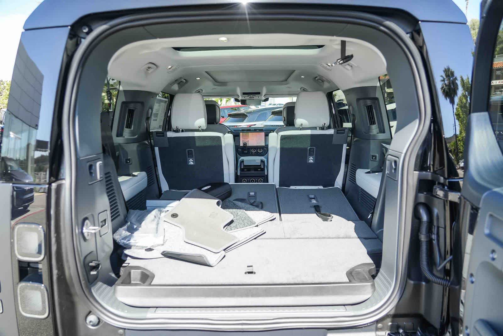 Thumbnail: 2026 Land Rover Defender - 27