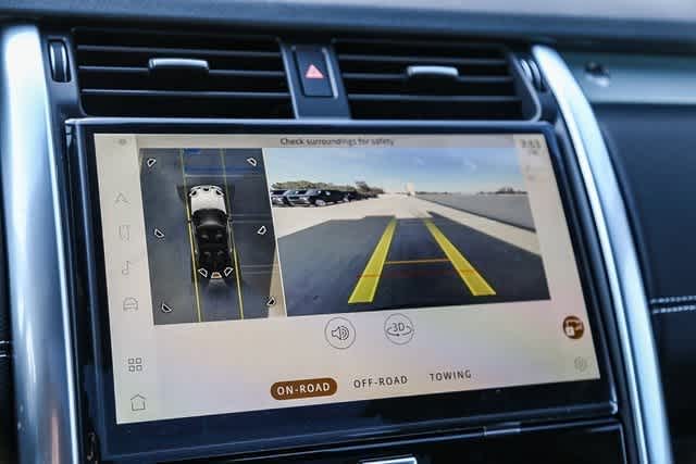 Thumbnail: 2025 Land Rover Discovery - 26