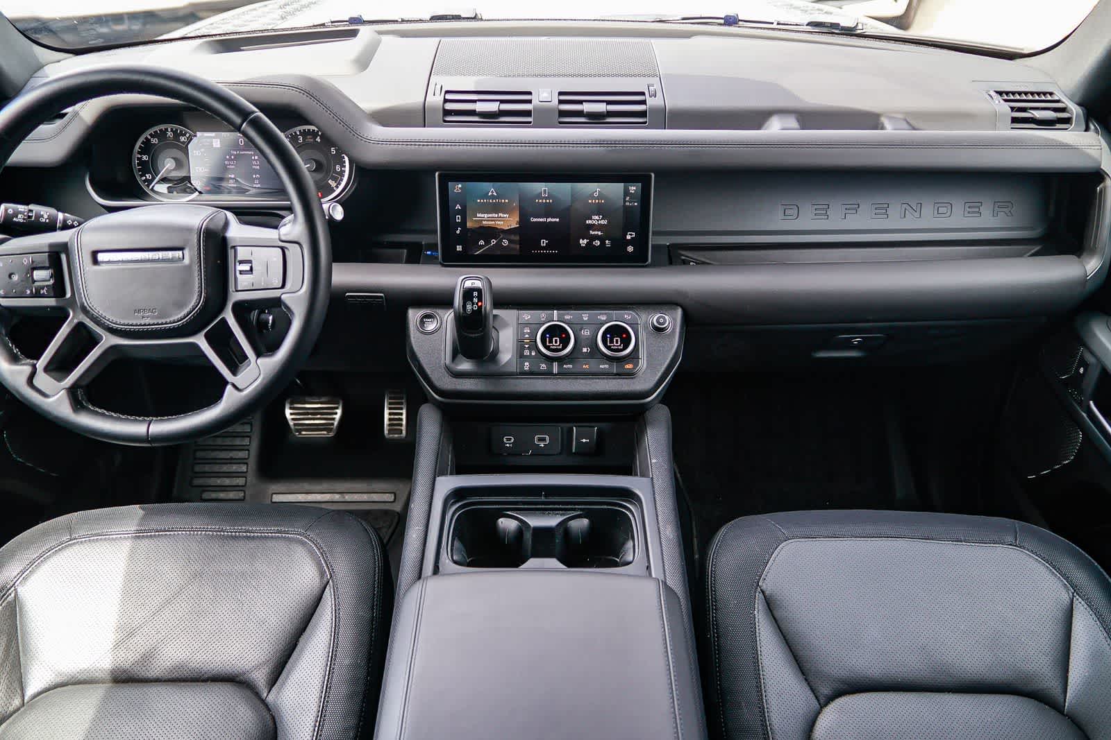 Thumbnail: 2023 Land Rover Defender - 12