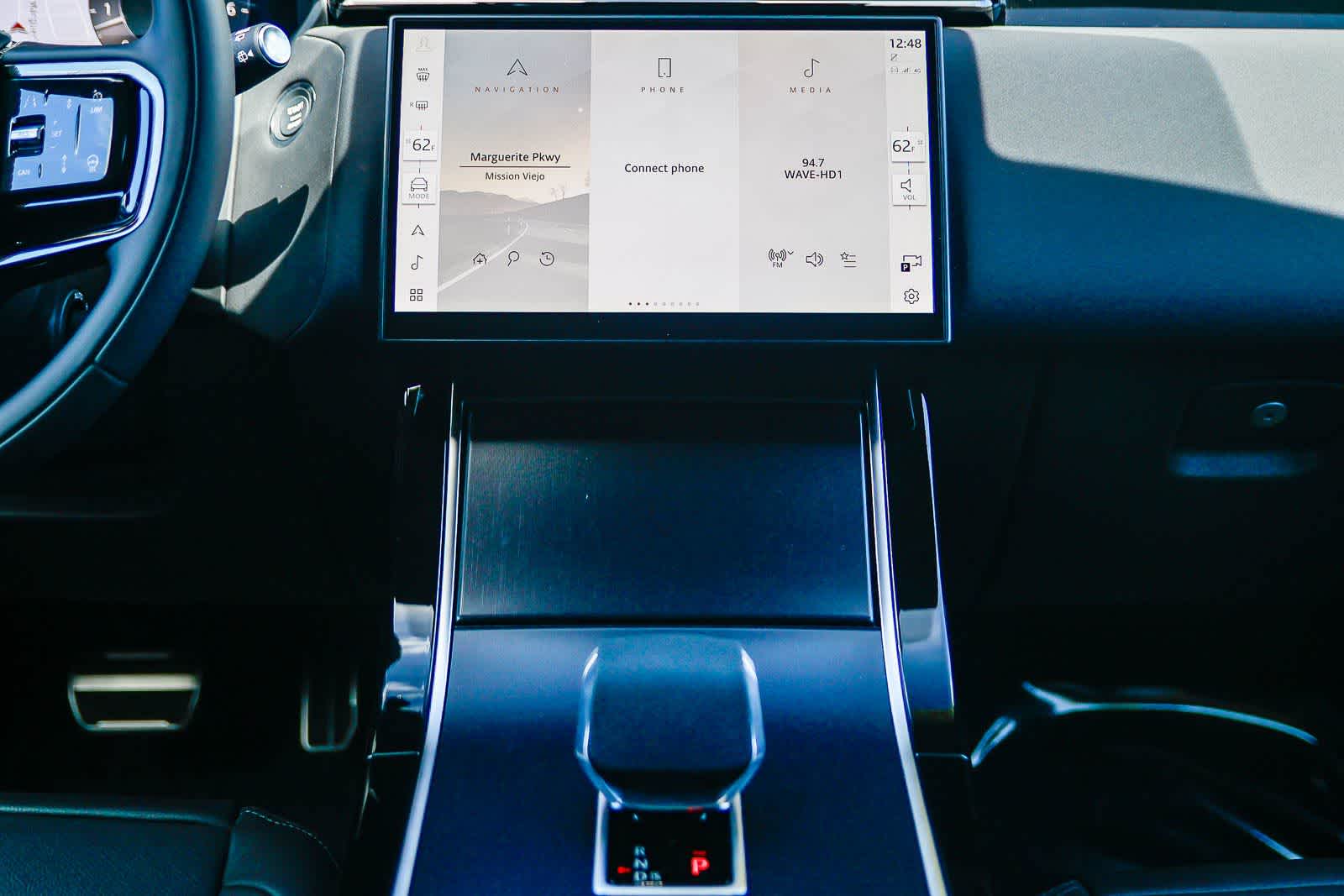 Thumbnail: 2026 Land Rover Range Rover Velar - 13