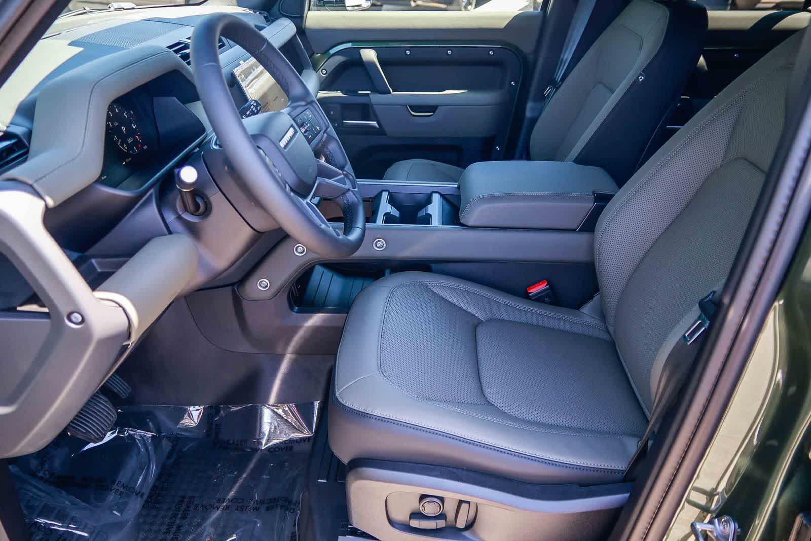 Thumbnail: 2026 Land Rover Defender - 19