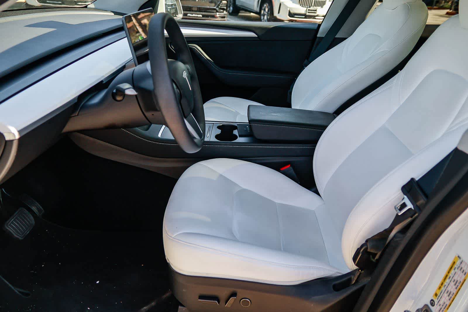 Thumbnail: 2023 Tesla Model Y - 19