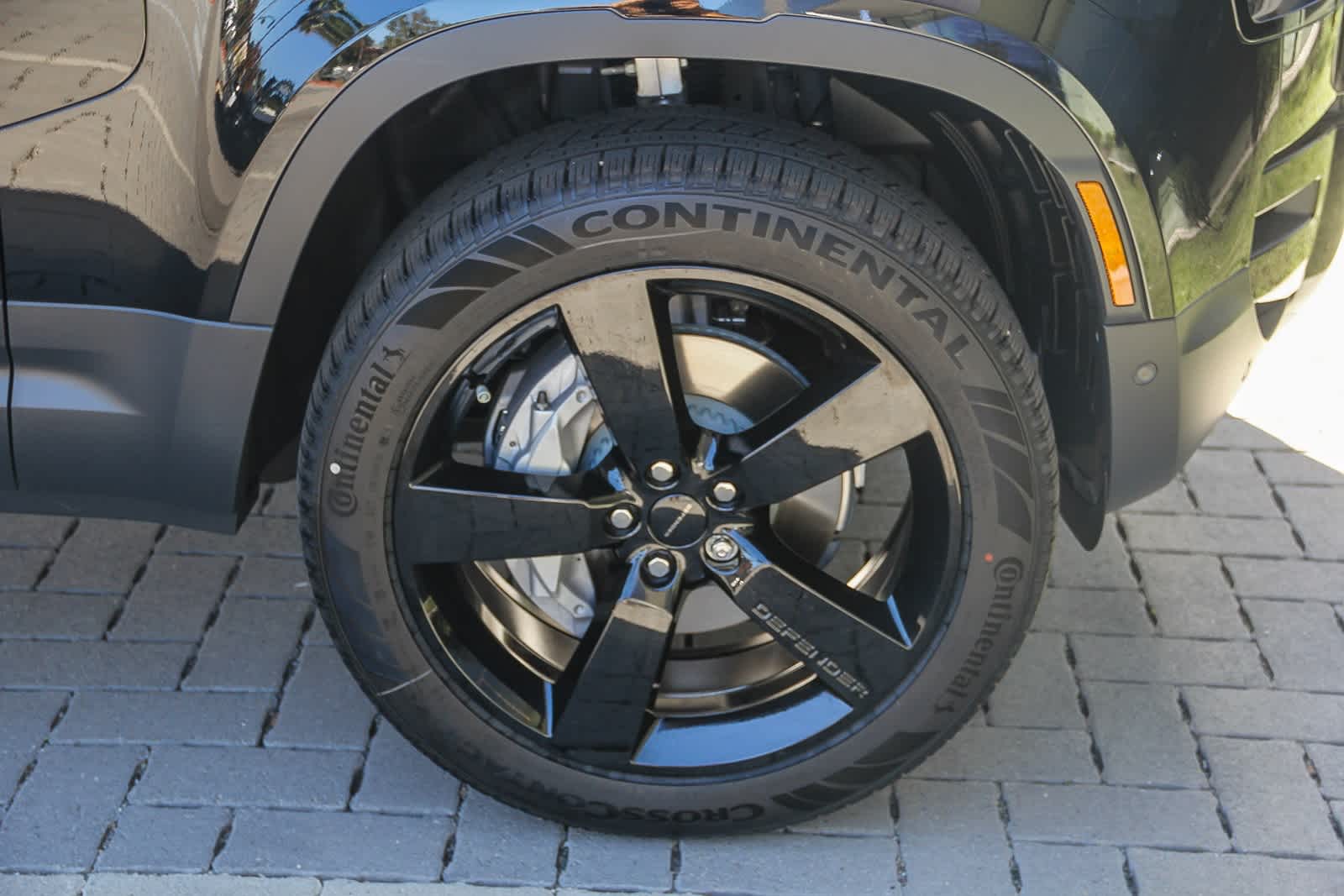 Thumbnail: 2026 Land Rover Defender - 8