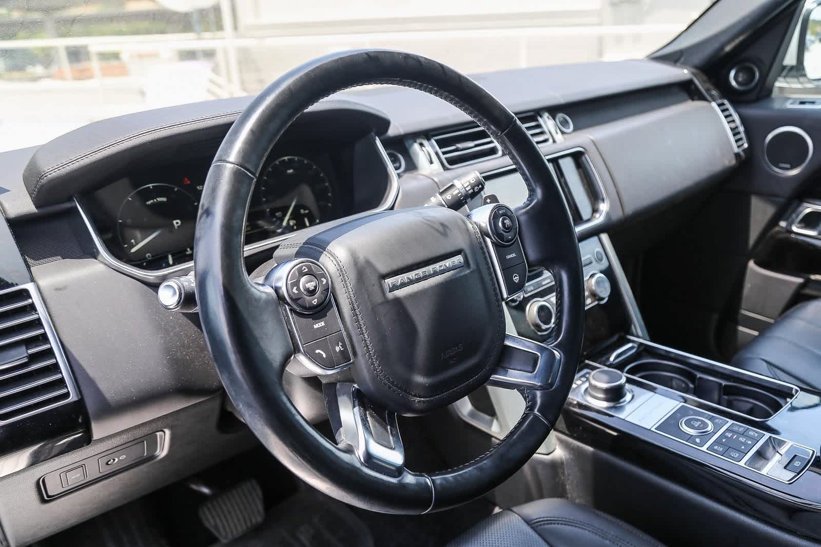 Thumbnail: 2016 Land Rover Range Rover - 20