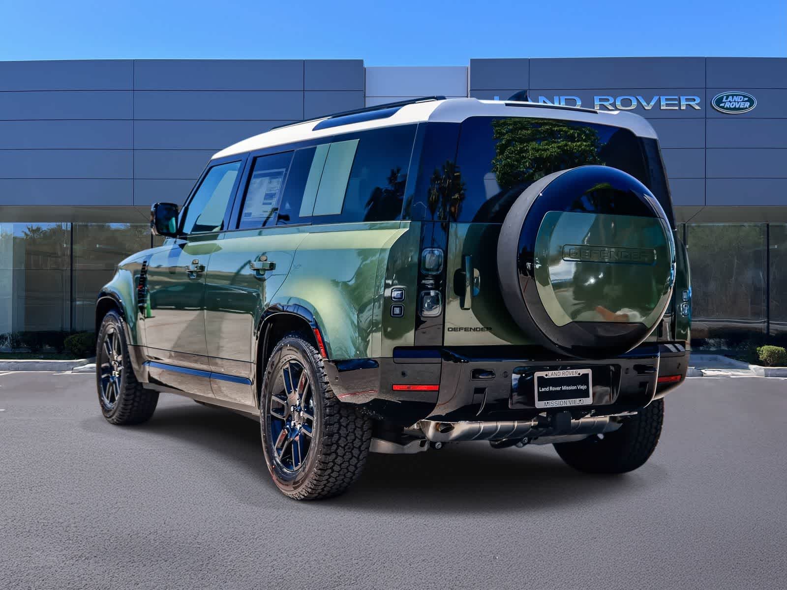 Thumbnail: 2026 Land Rover Defender - 6