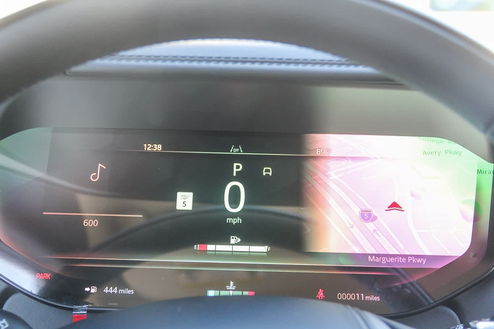 Thumbnail: 2025 Land Rover Range Rover - 21